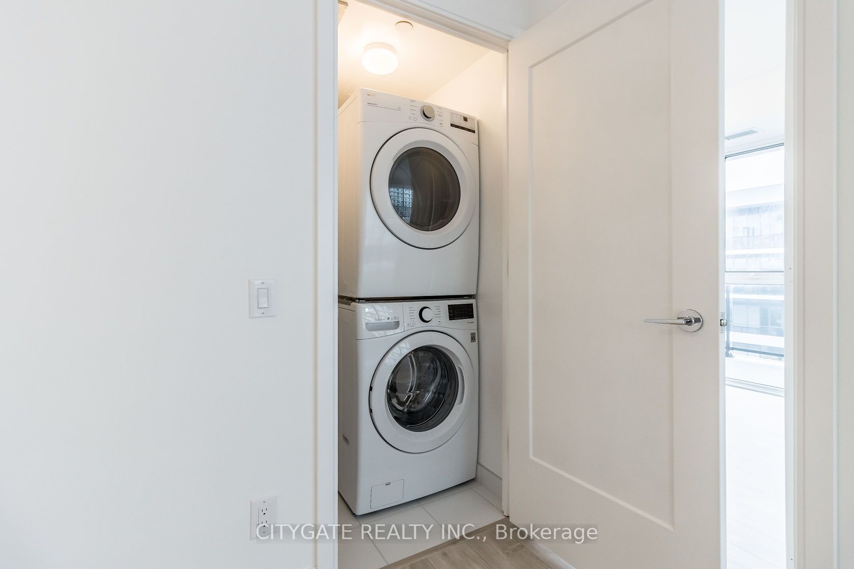 Listing W6720682 - Large Photo # 12