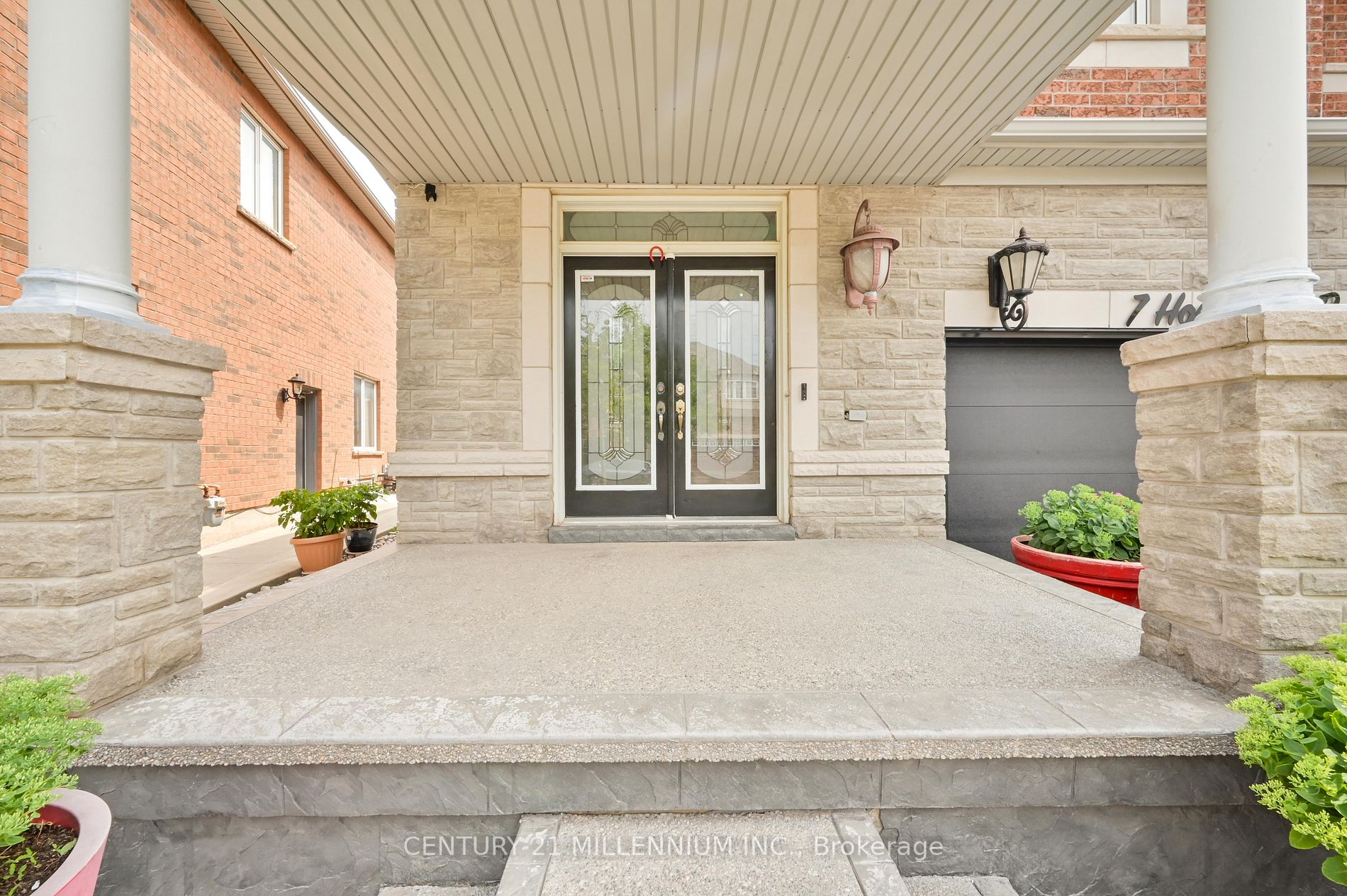 7 HOMEVIEW Road