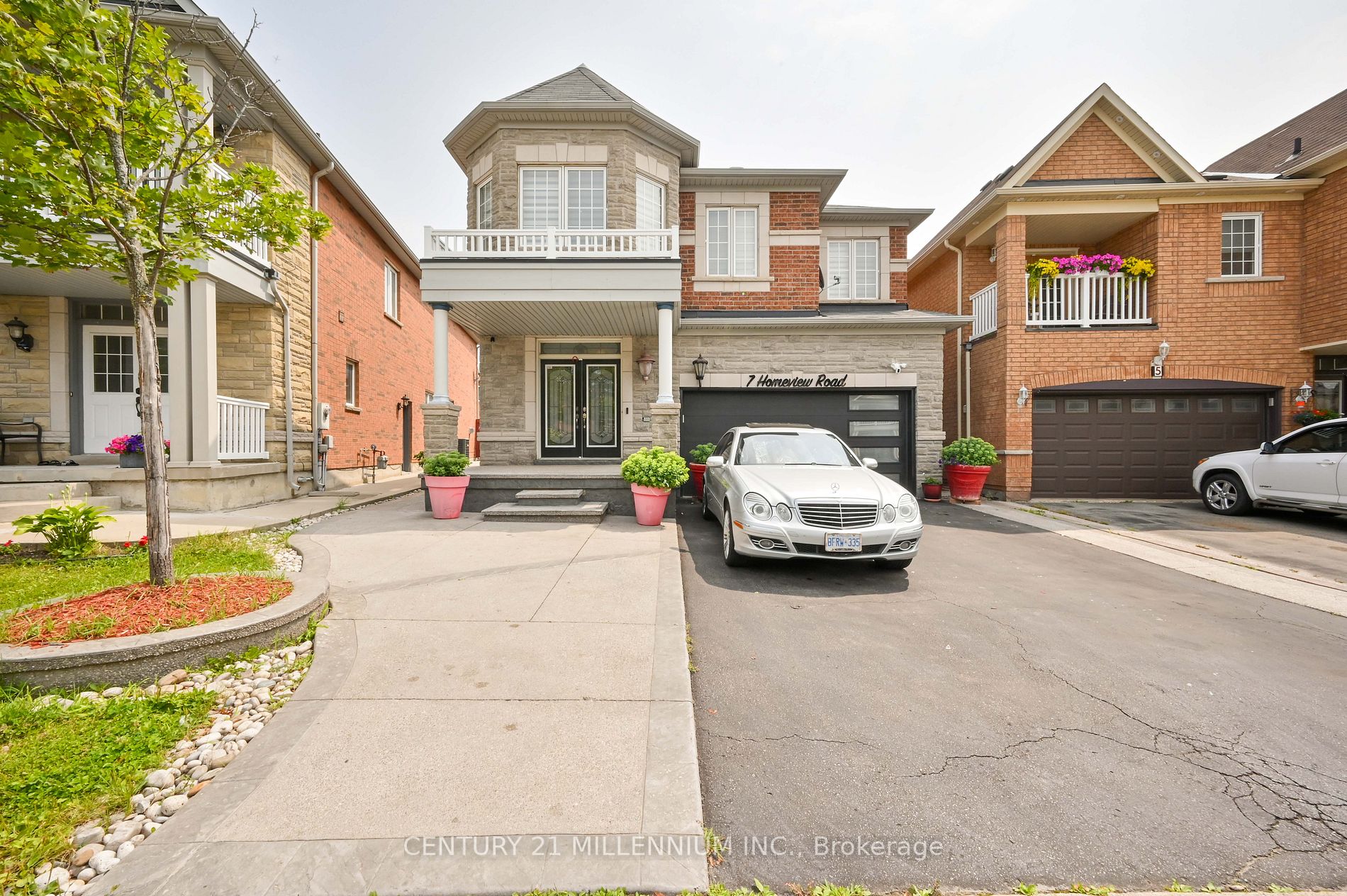7 HOMEVIEW Road