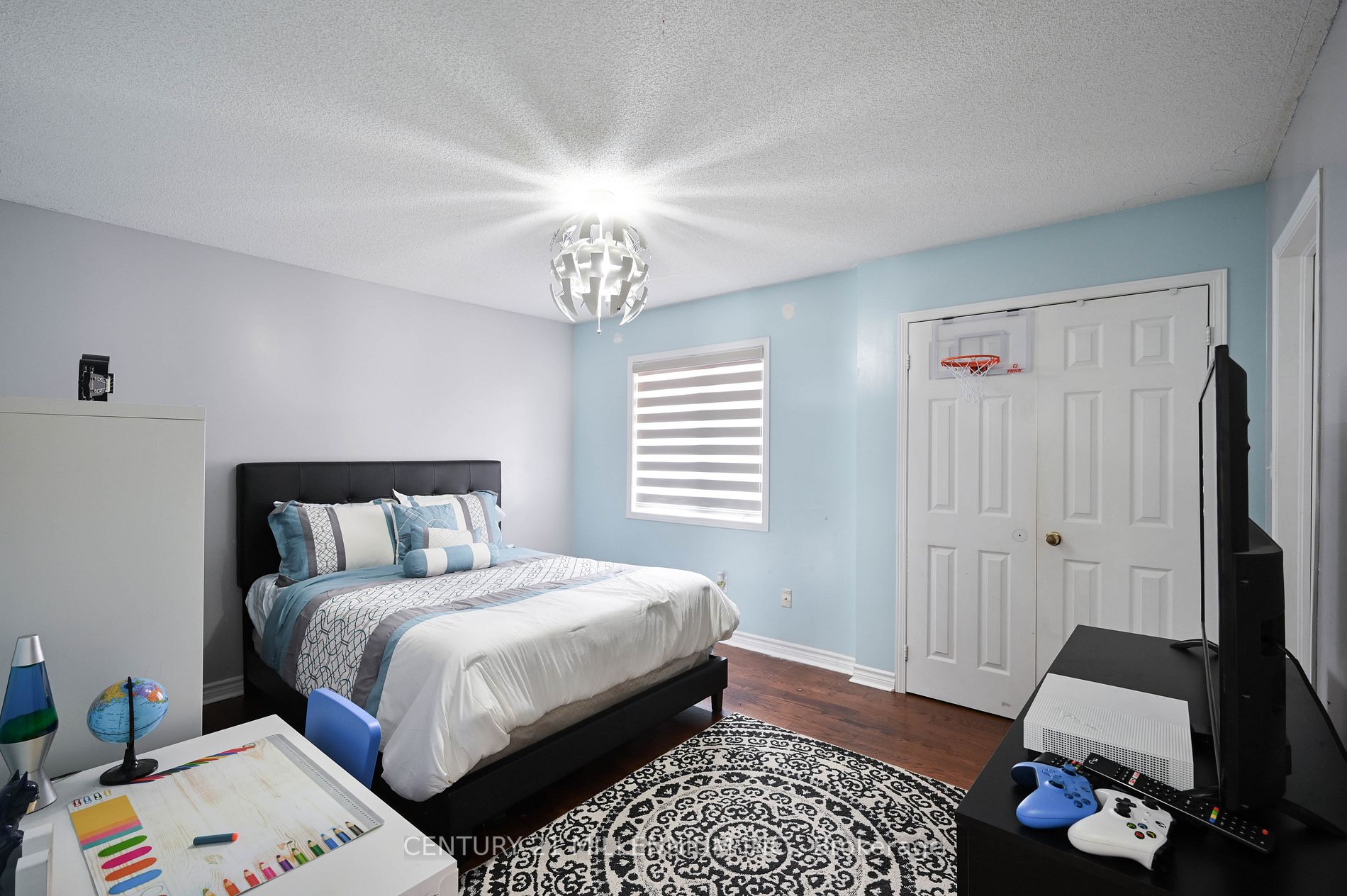 7 HOMEVIEW Road