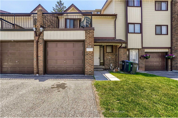 6 Mccallum Crt, Brampton