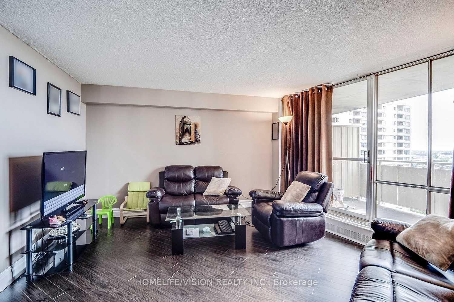 Listing W6721240 - Large Photo # 4