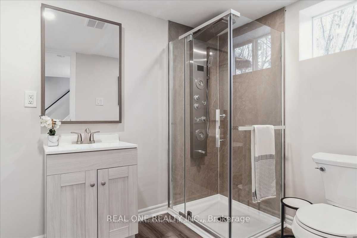346 Trafalgar Crt