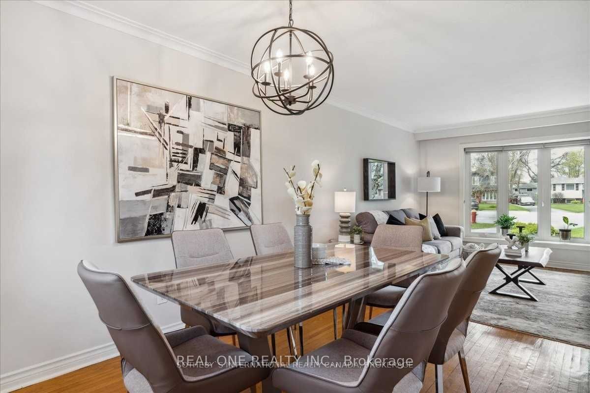 346 Trafalgar Crt
