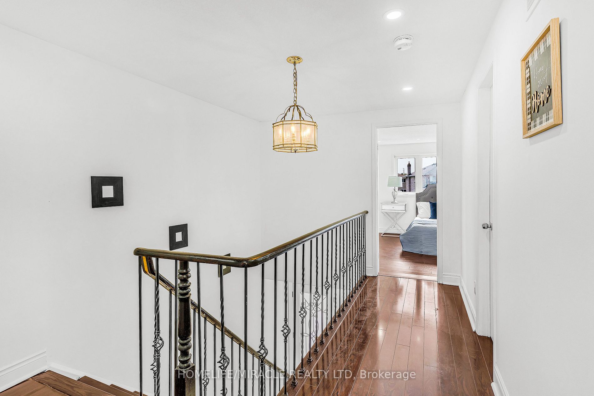 87 Sandmere Ave