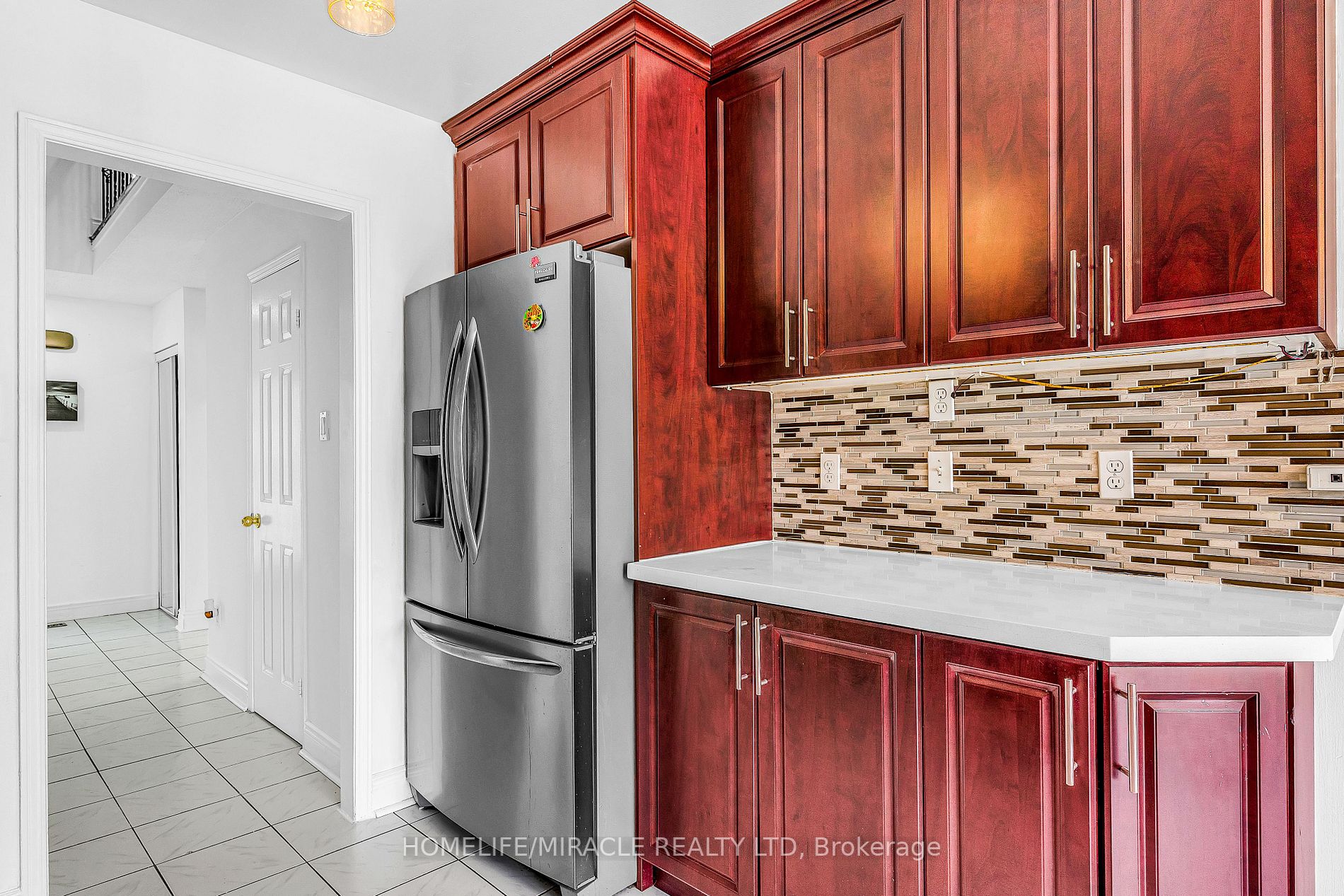 87 Sandmere Ave