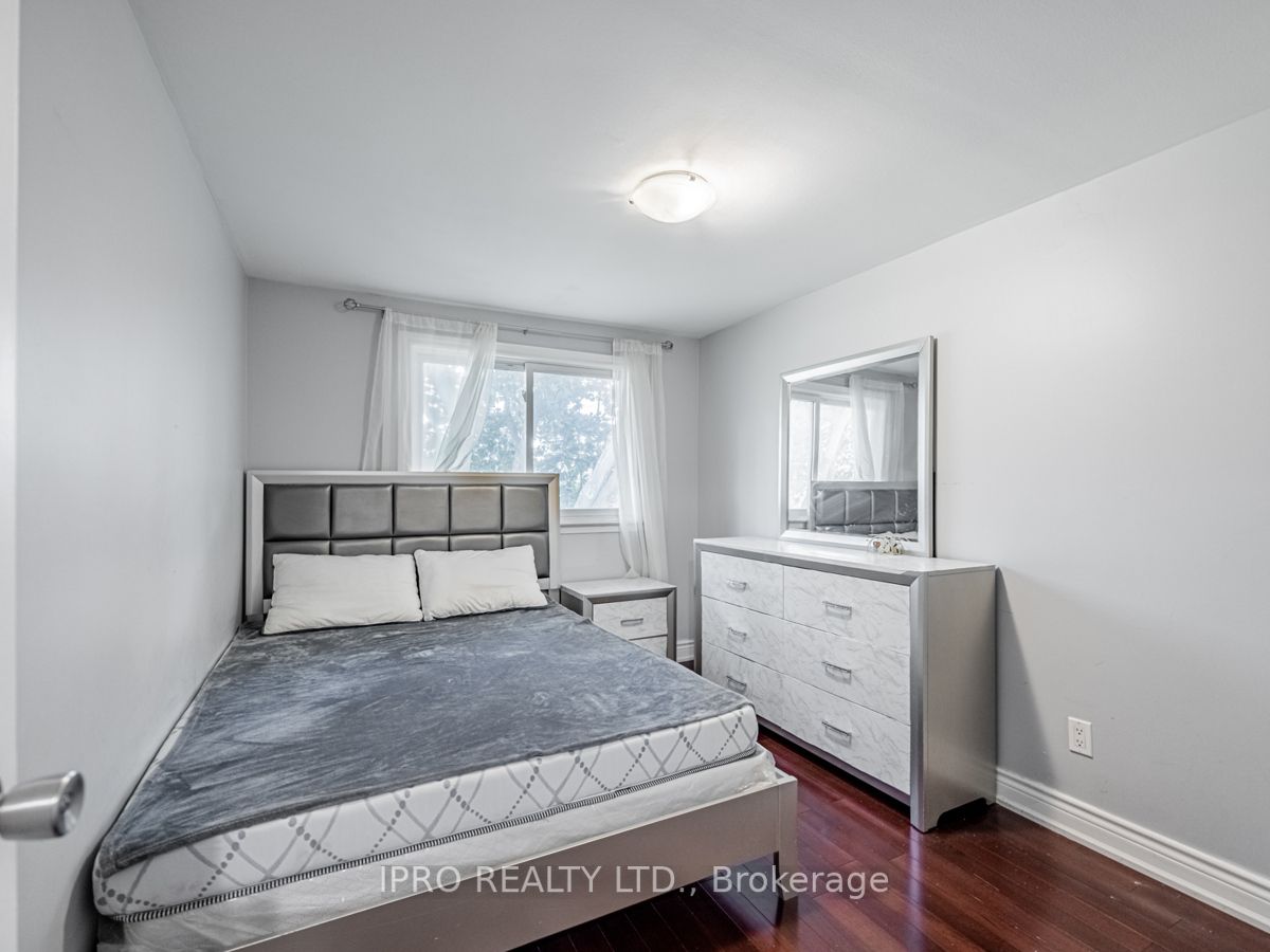 215 Mississauga Valley Blvd, #91