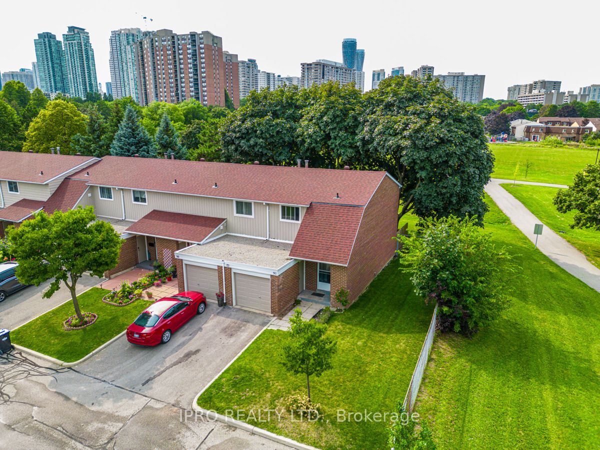 215 Mississauga Valley Blvd, #91
