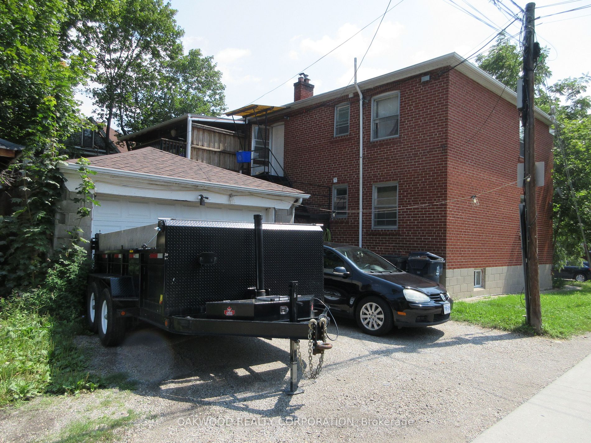 10 Joseph St