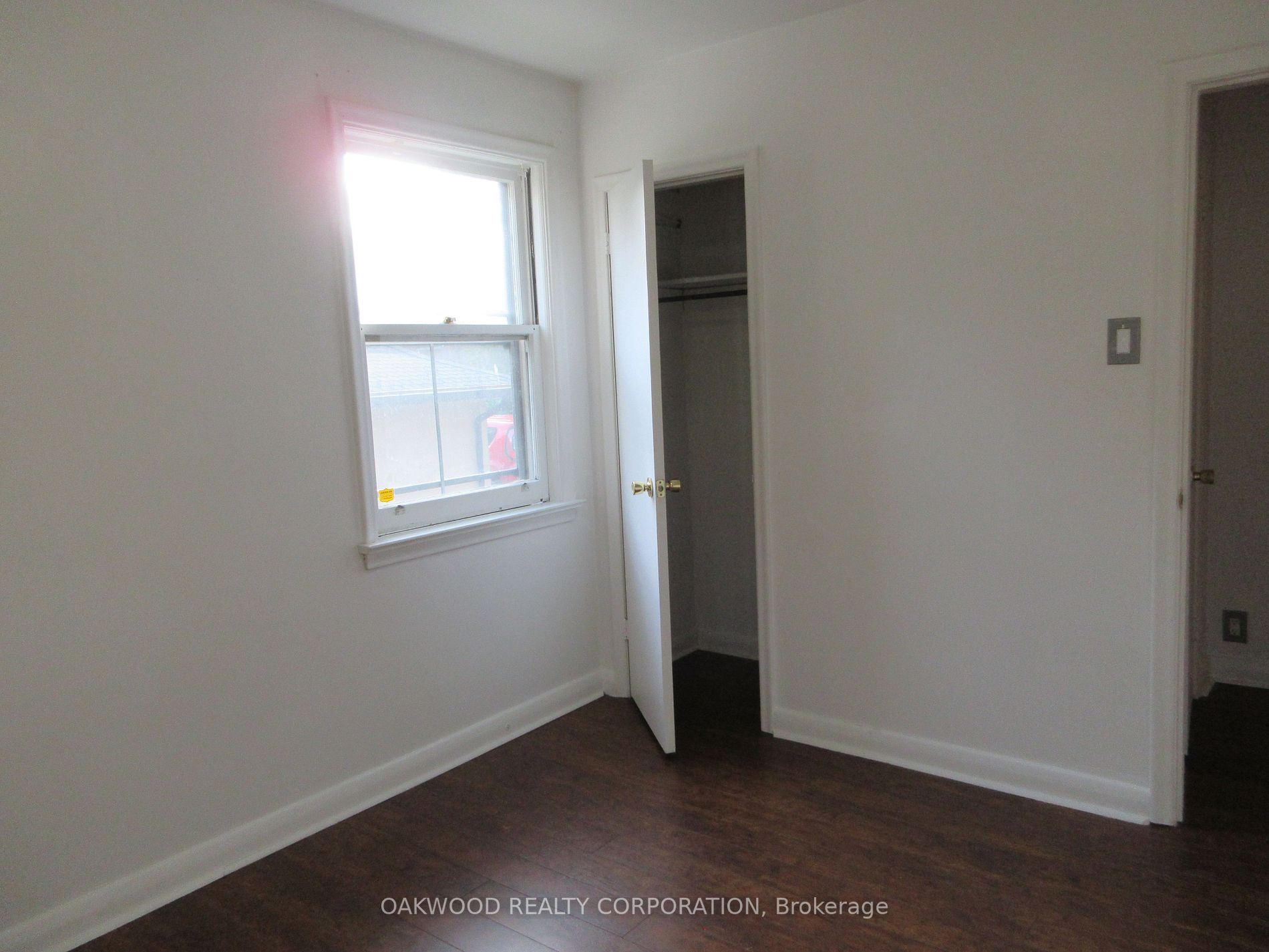 10 Joseph St