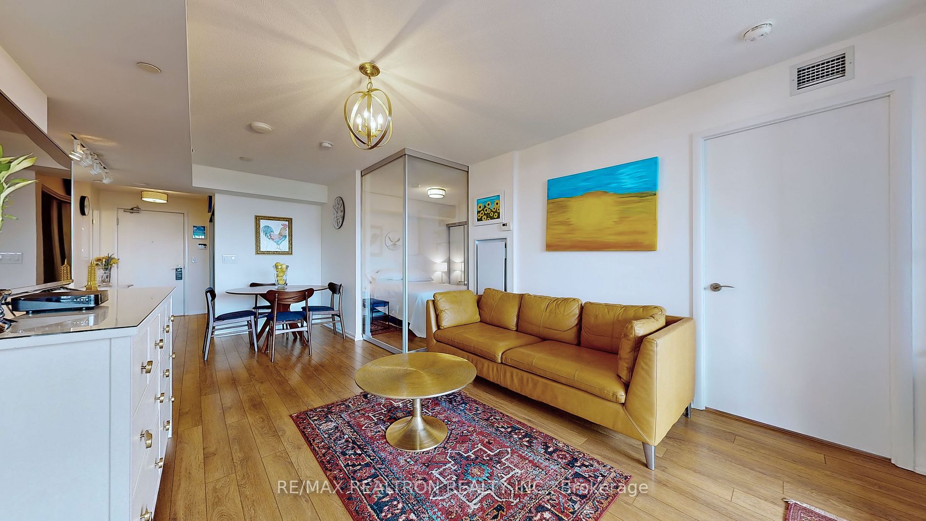 3091 Dufferin St, #527