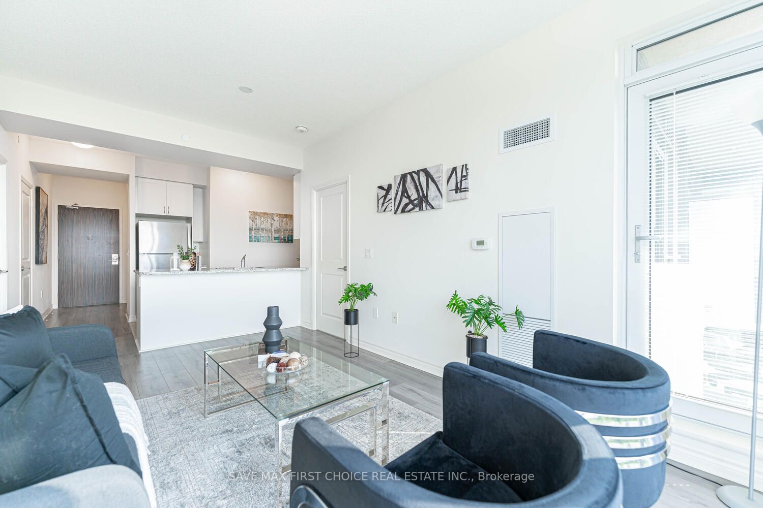 349 Rathburn Rd W, #1101