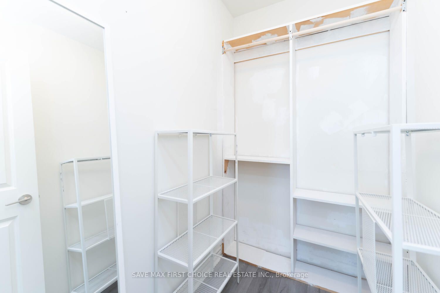 349 Rathburn Rd W, #1101