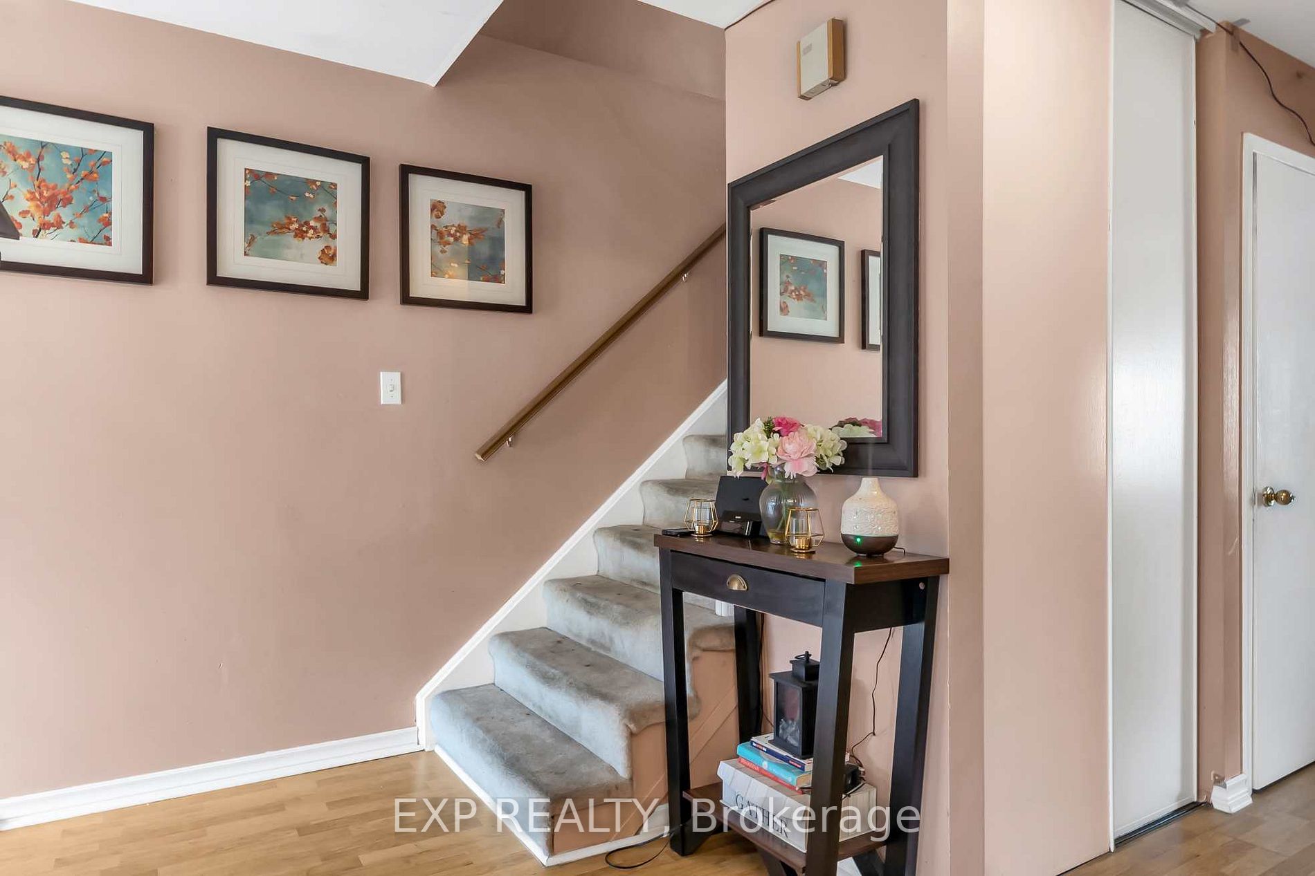 5 Charters Rd