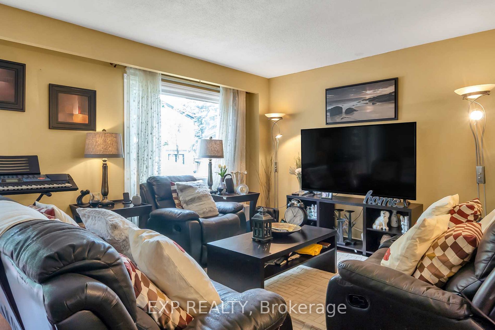 5 Charters Rd