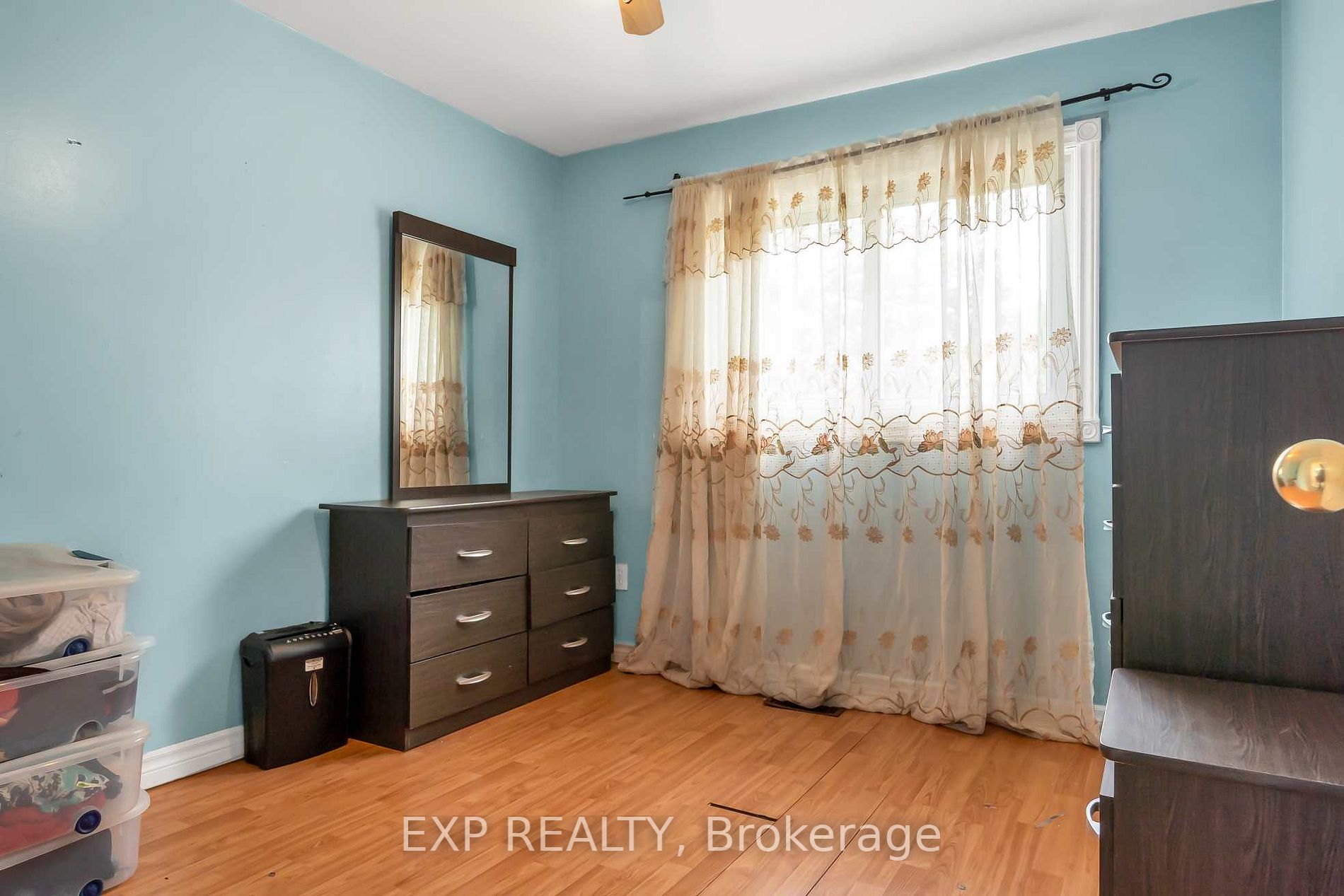 5 Charters Rd