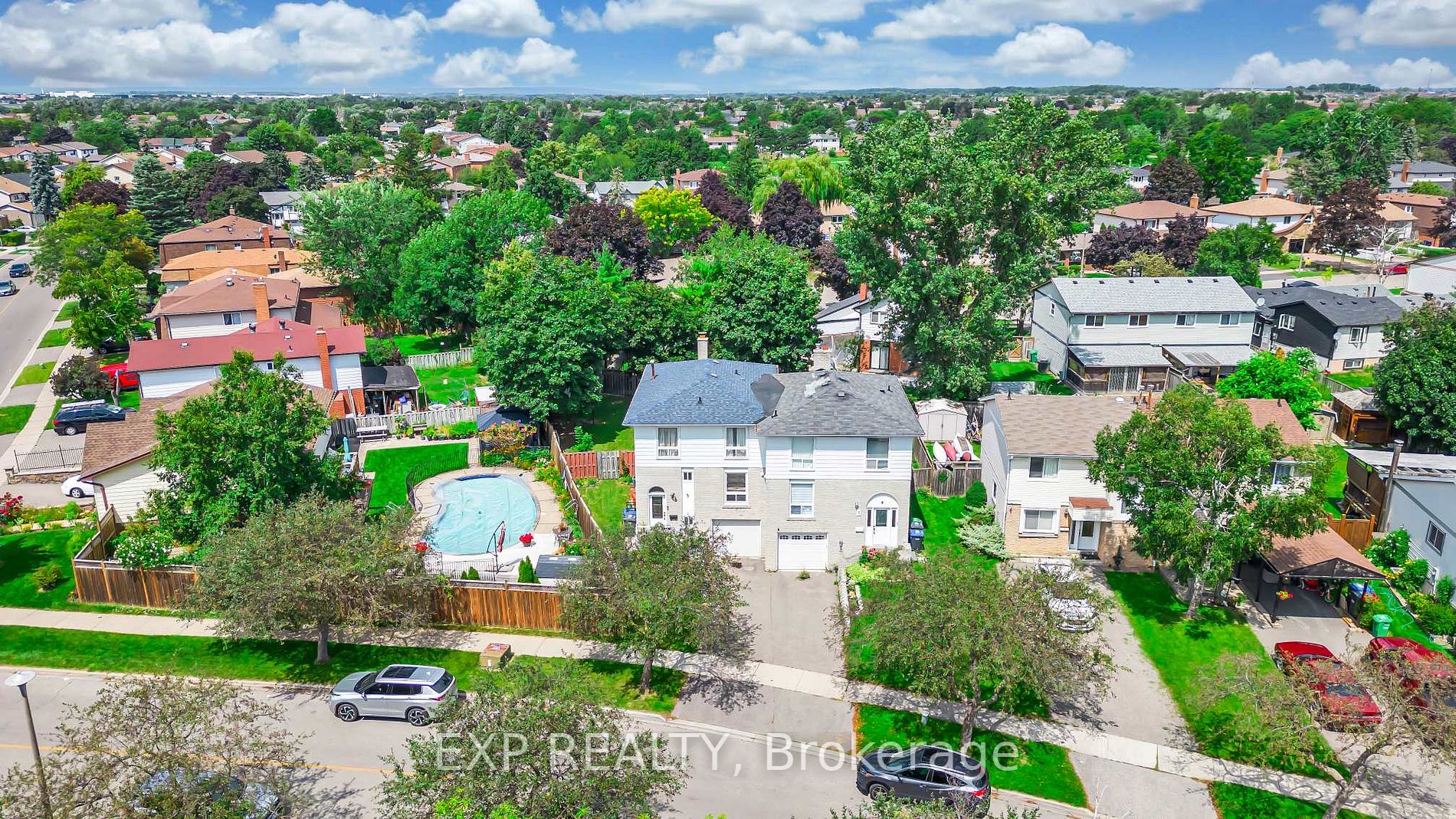 5 Charters Rd