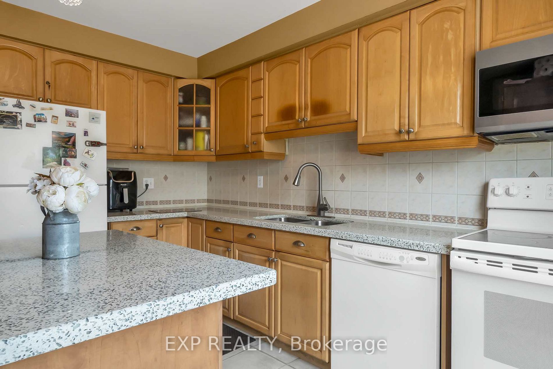 5 Charters Rd