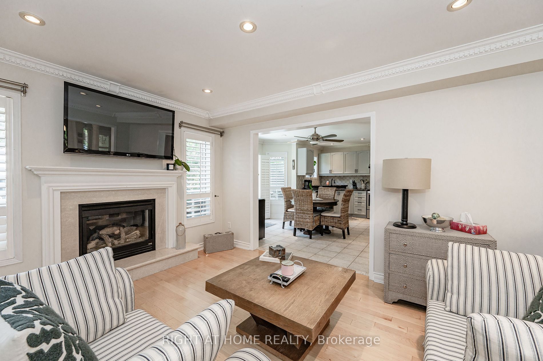 2263 Empire Cres