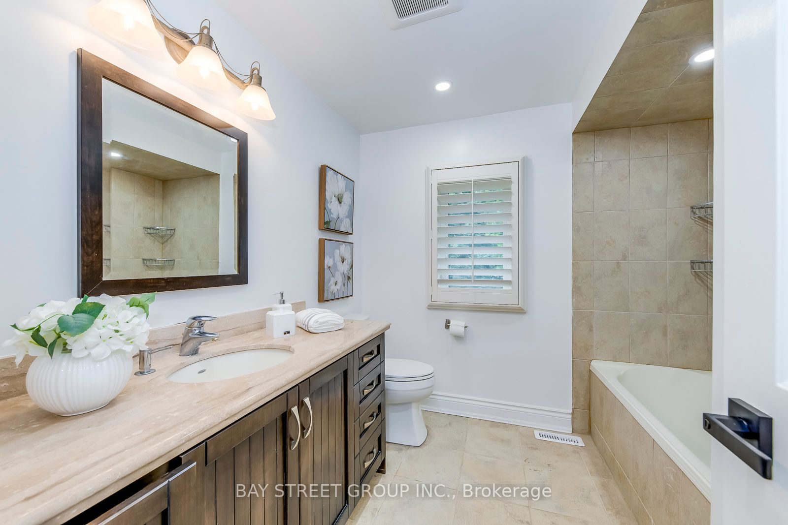 2313 Bow Valley Crt