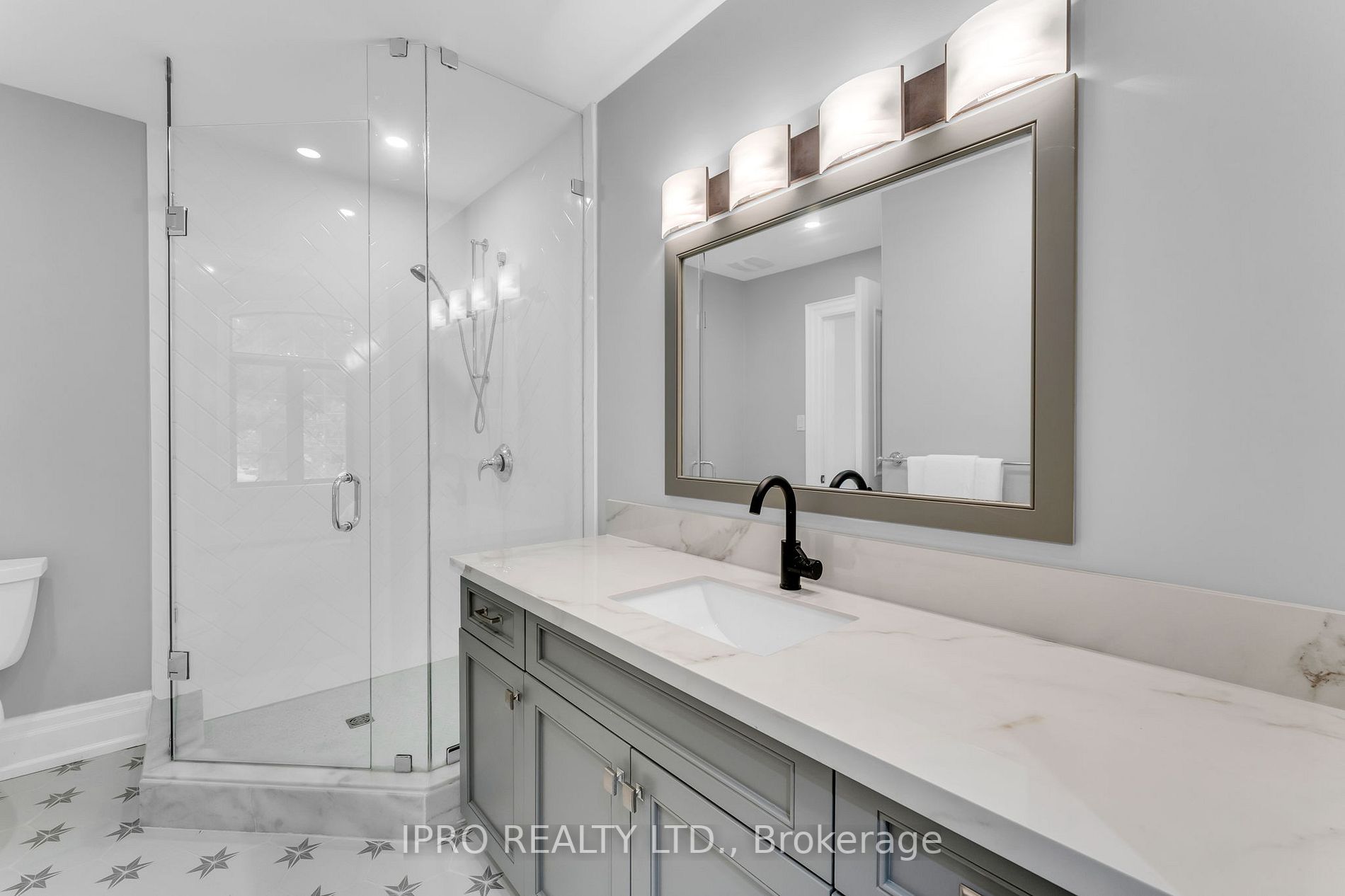 Listing W6723110 - Large Photo # 27