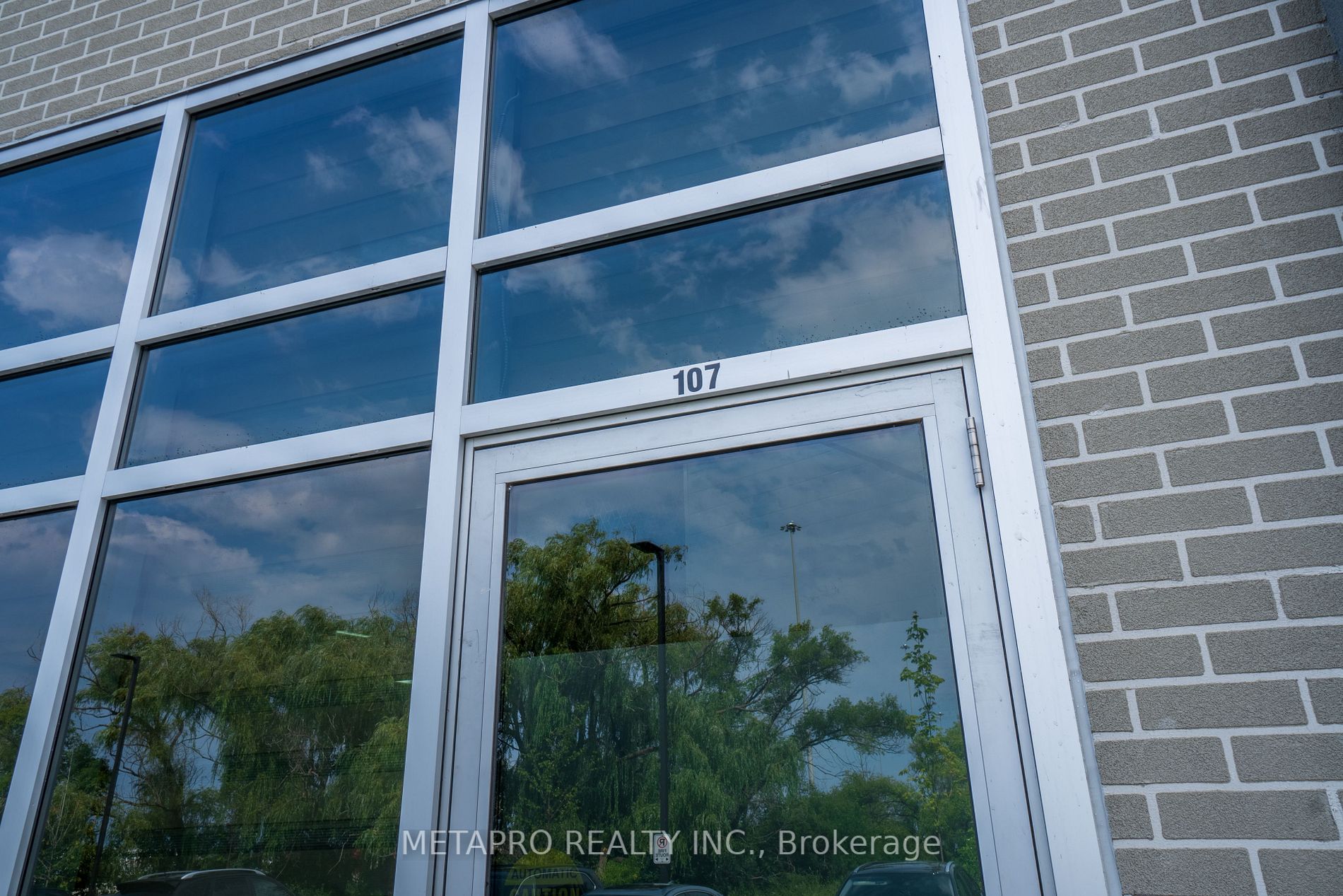 1670 North Service Rd E, #107