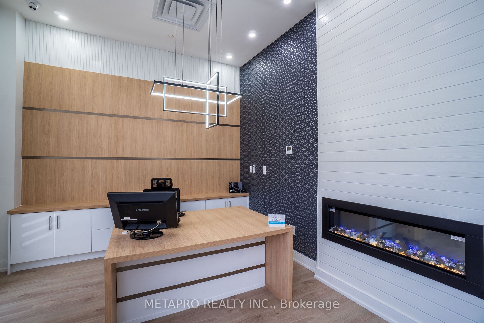 1670 North Service Rd E, #107