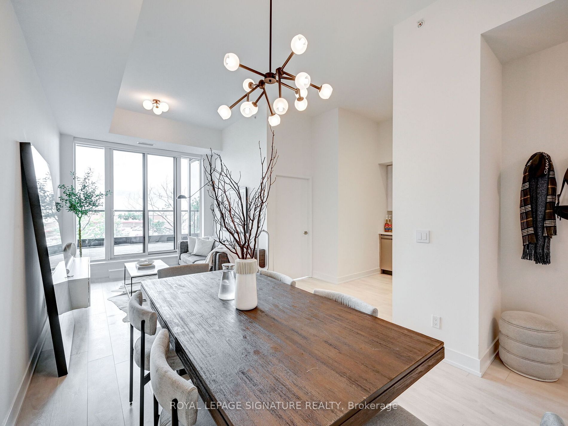 297 Oak Walk Dr, #318