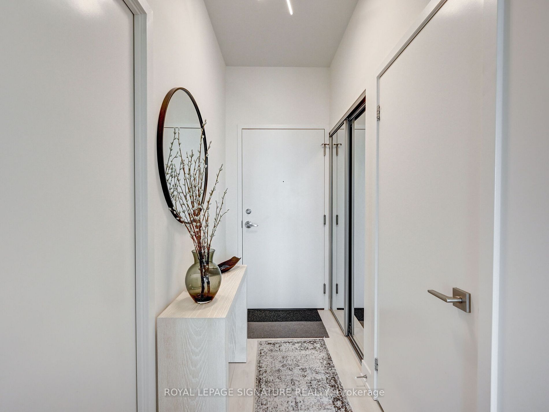 297 Oak Walk Dr, #318