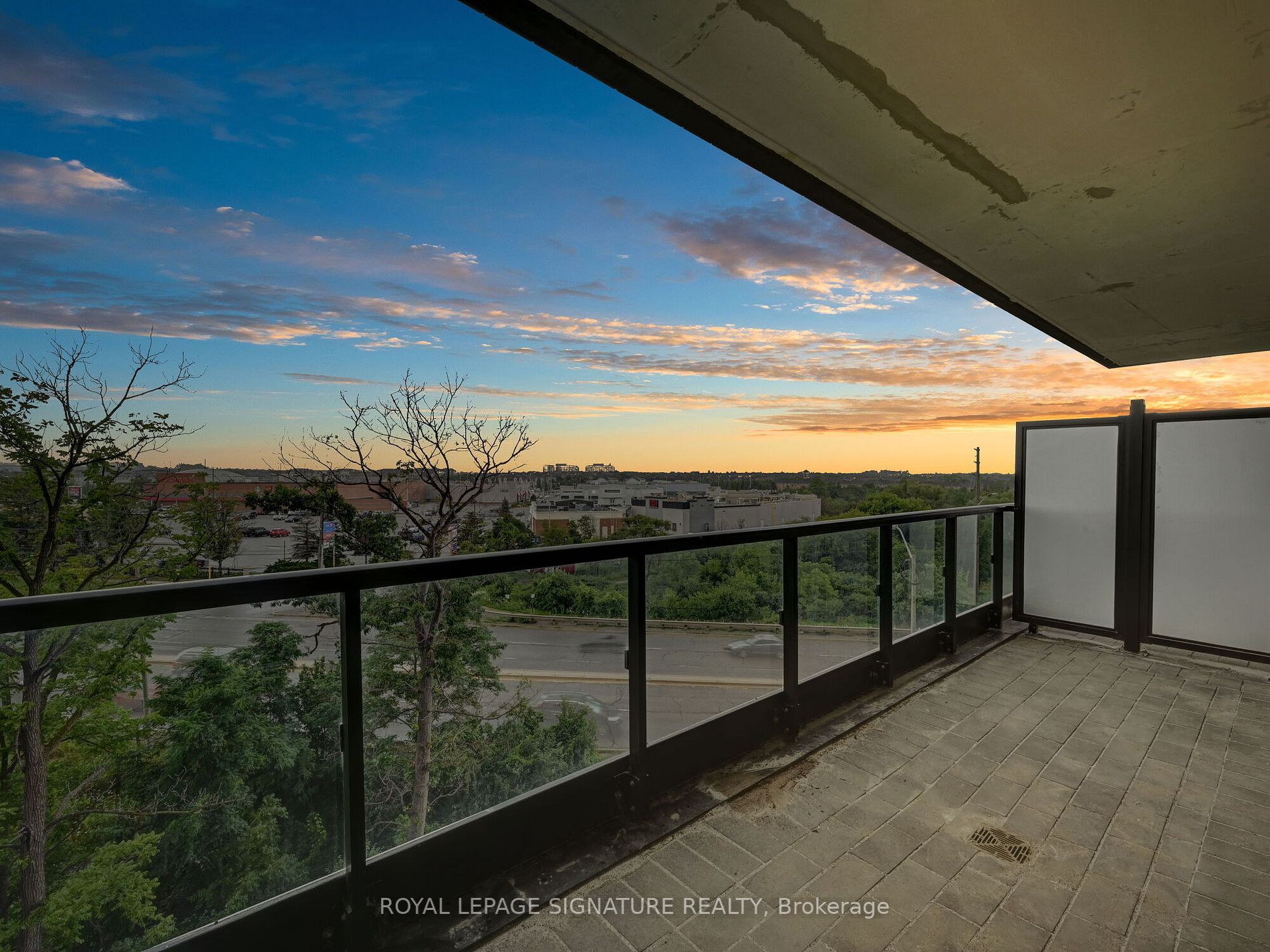297 Oak Walk Dr, #318