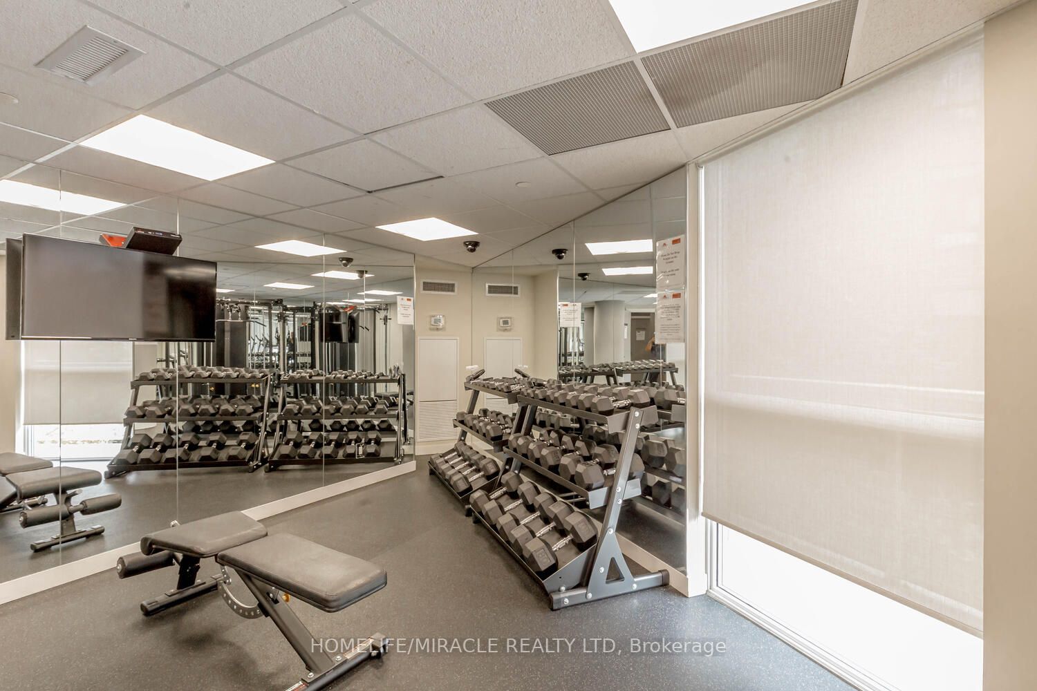 5101 Dundas St W, #412