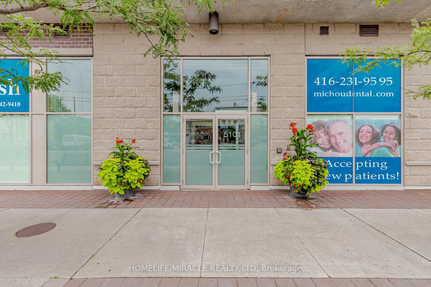 5101 Dundas St W, #412