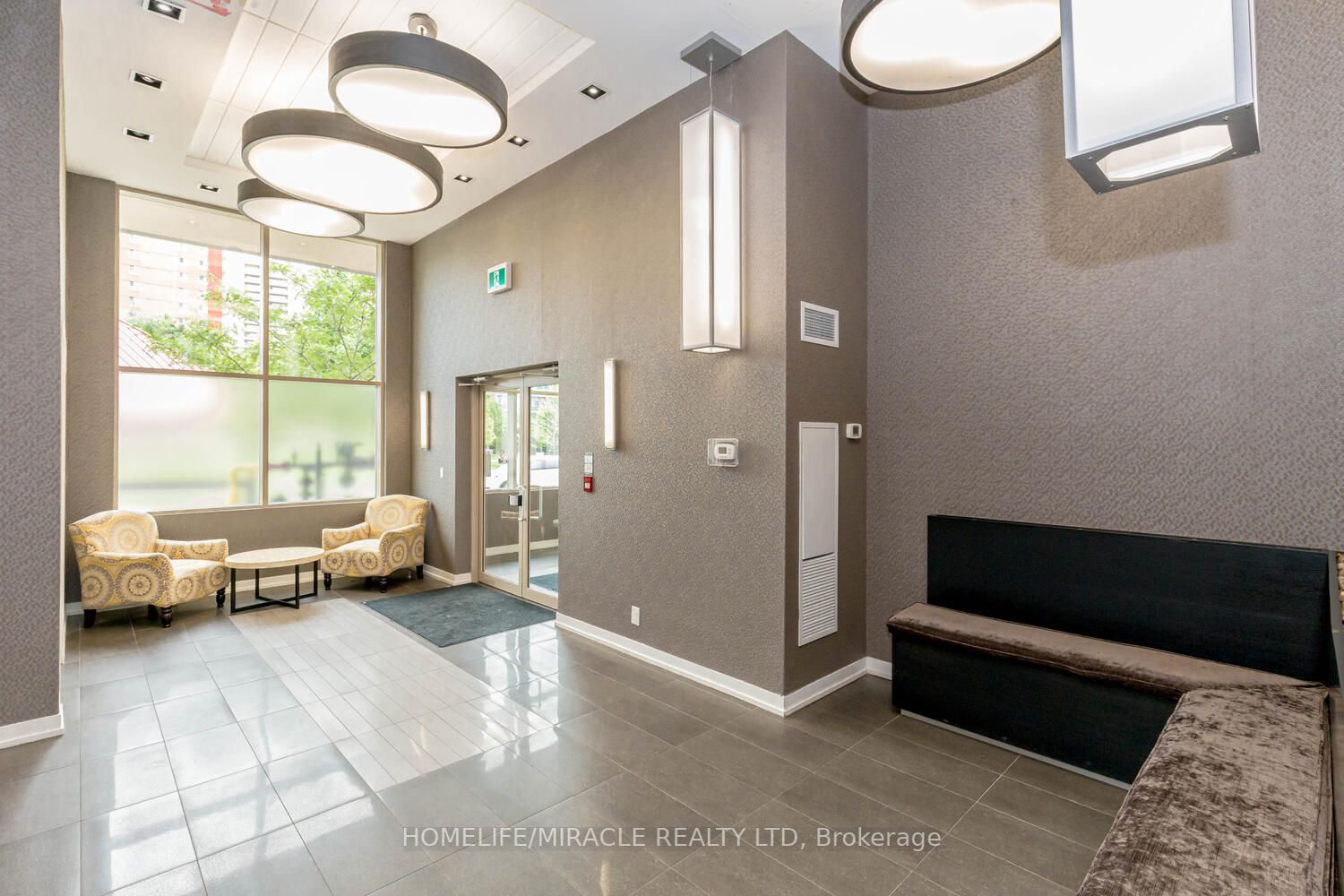 5101 Dundas St W, #412