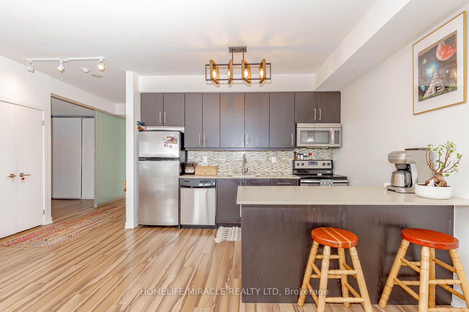 5101 Dundas St W, #412
