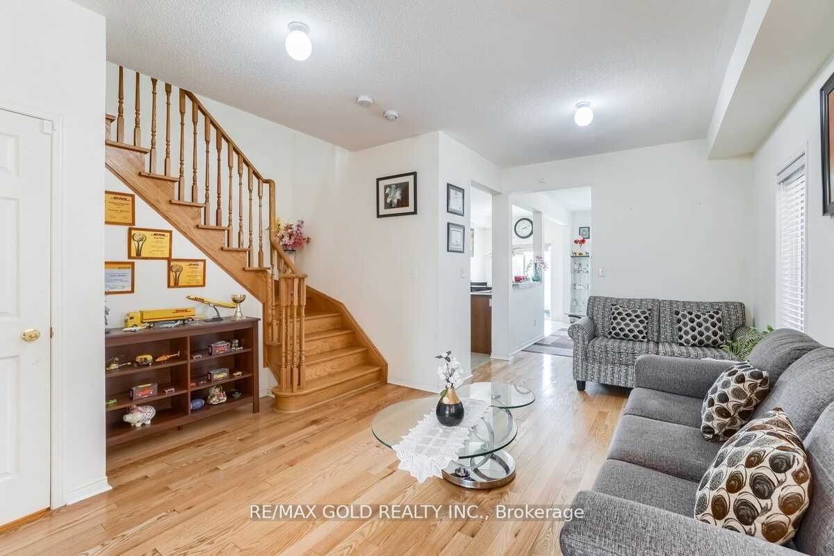114 Cookview Dr
