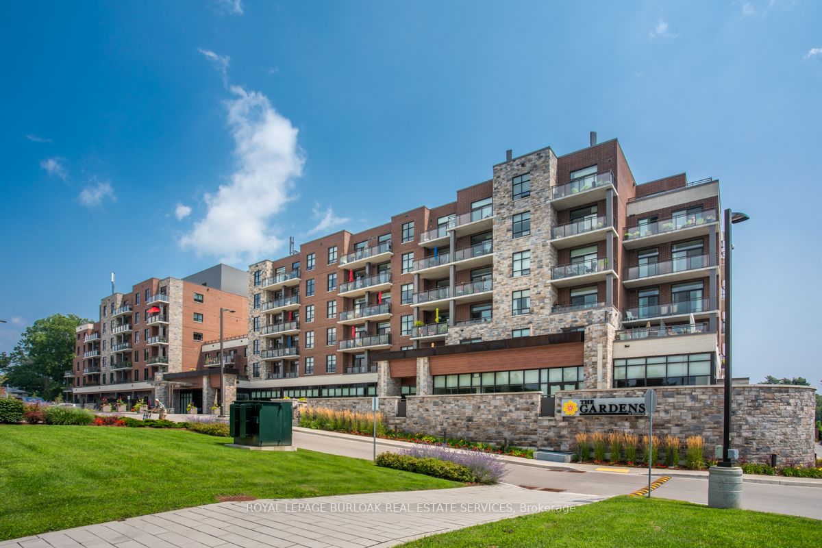 3290 New St, #213