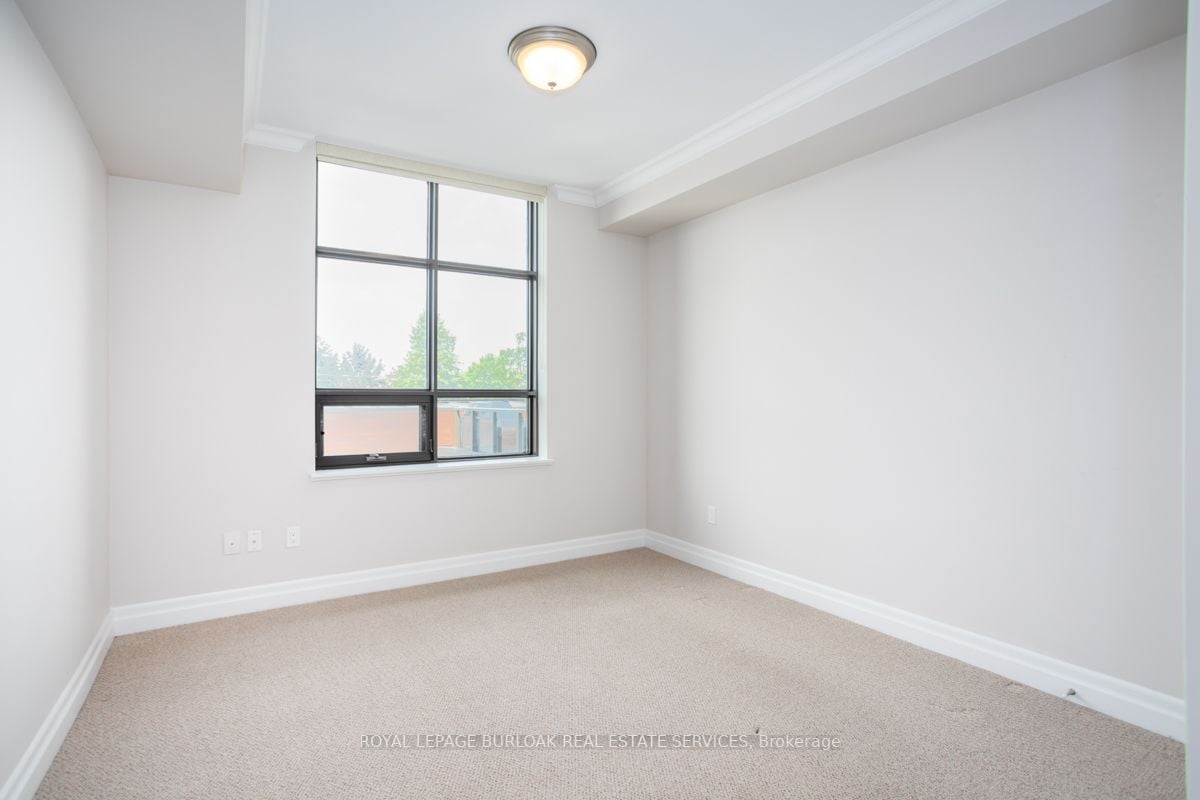 3290 New St, #213