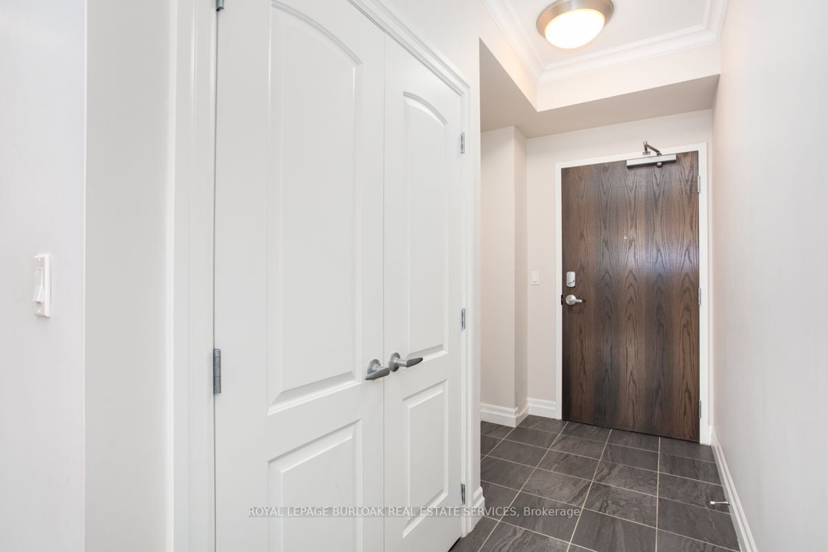 3290 New St, #213
