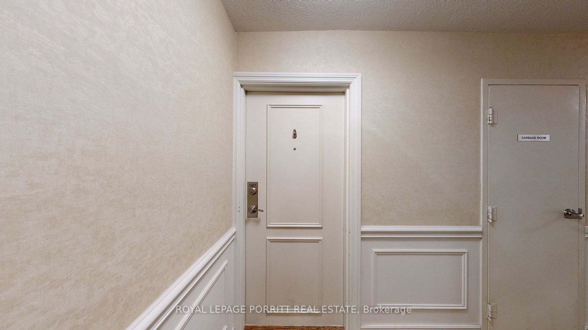 1535 Lakeshore Rd E, #1407