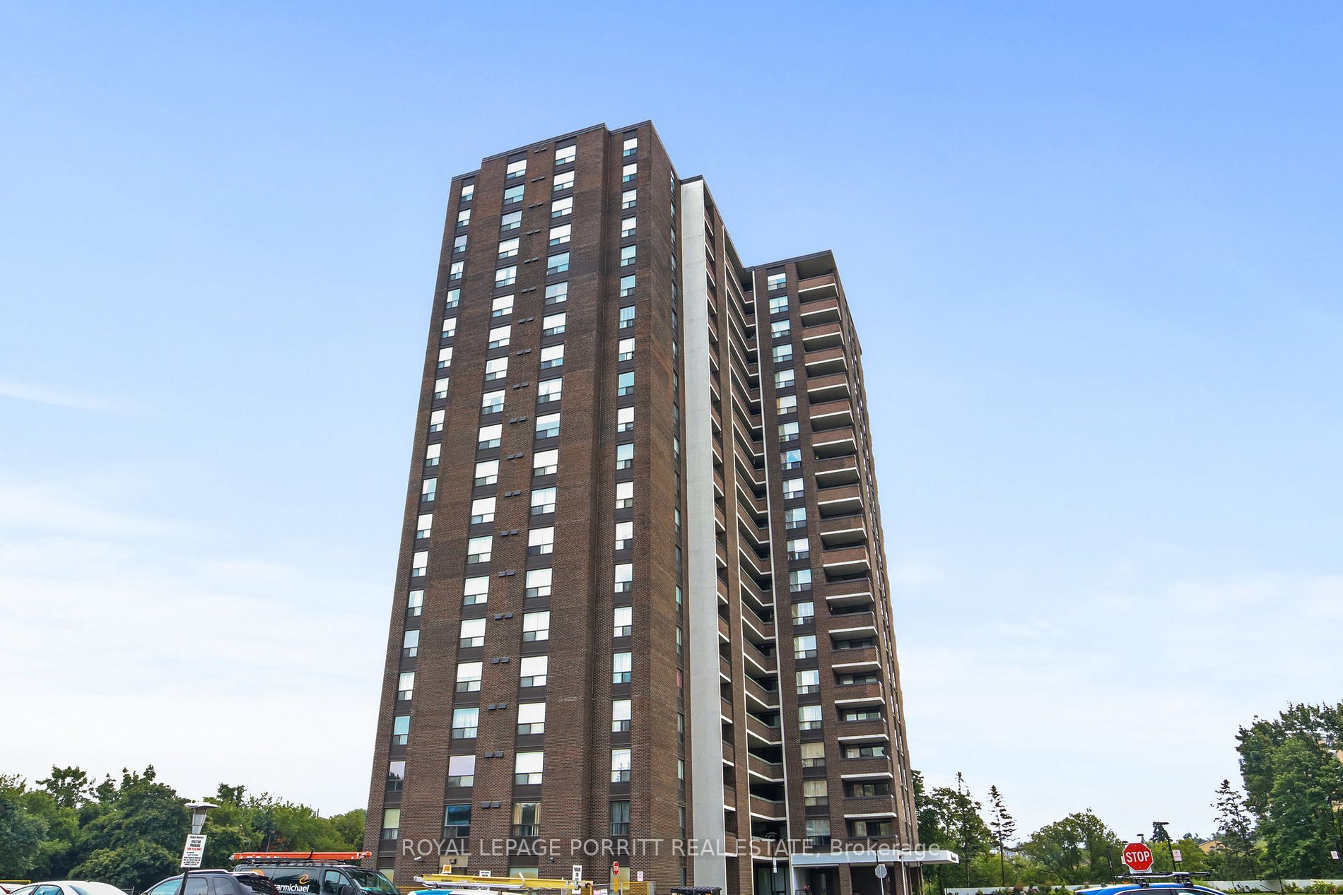 1535 Lakeshore Rd E, #1407
