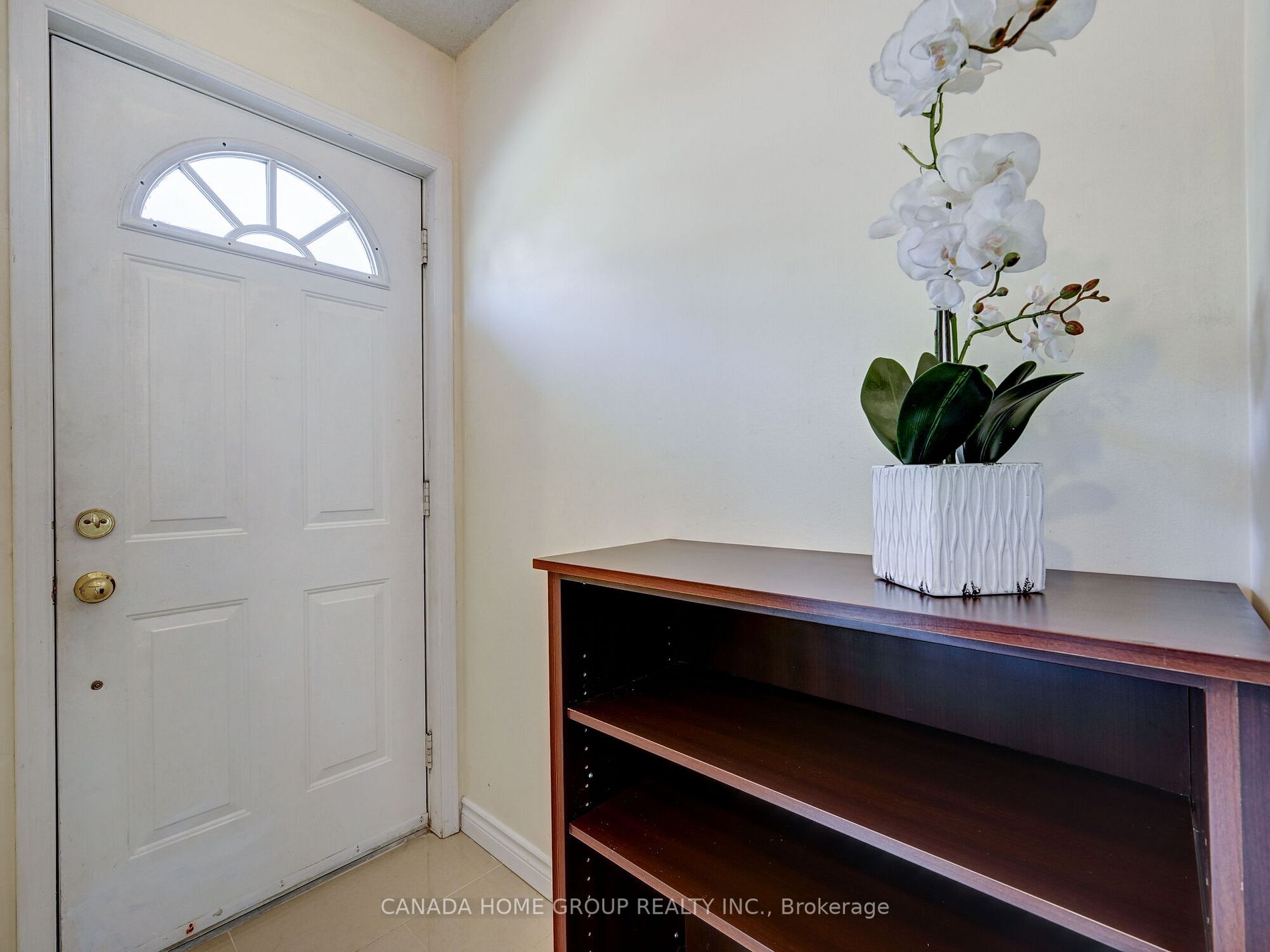 75 Strathaven Dr, #17