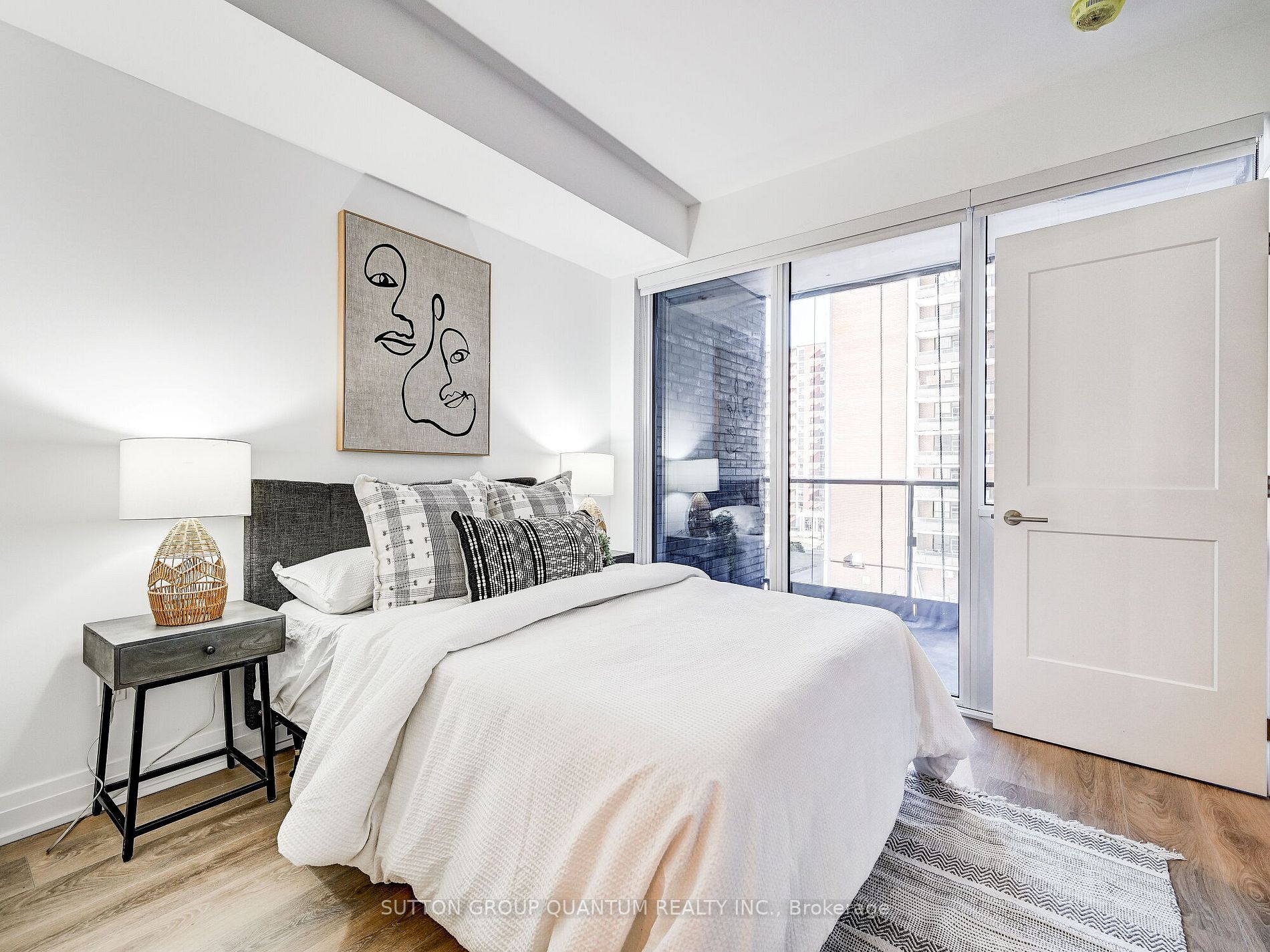 21 Park St E, #501