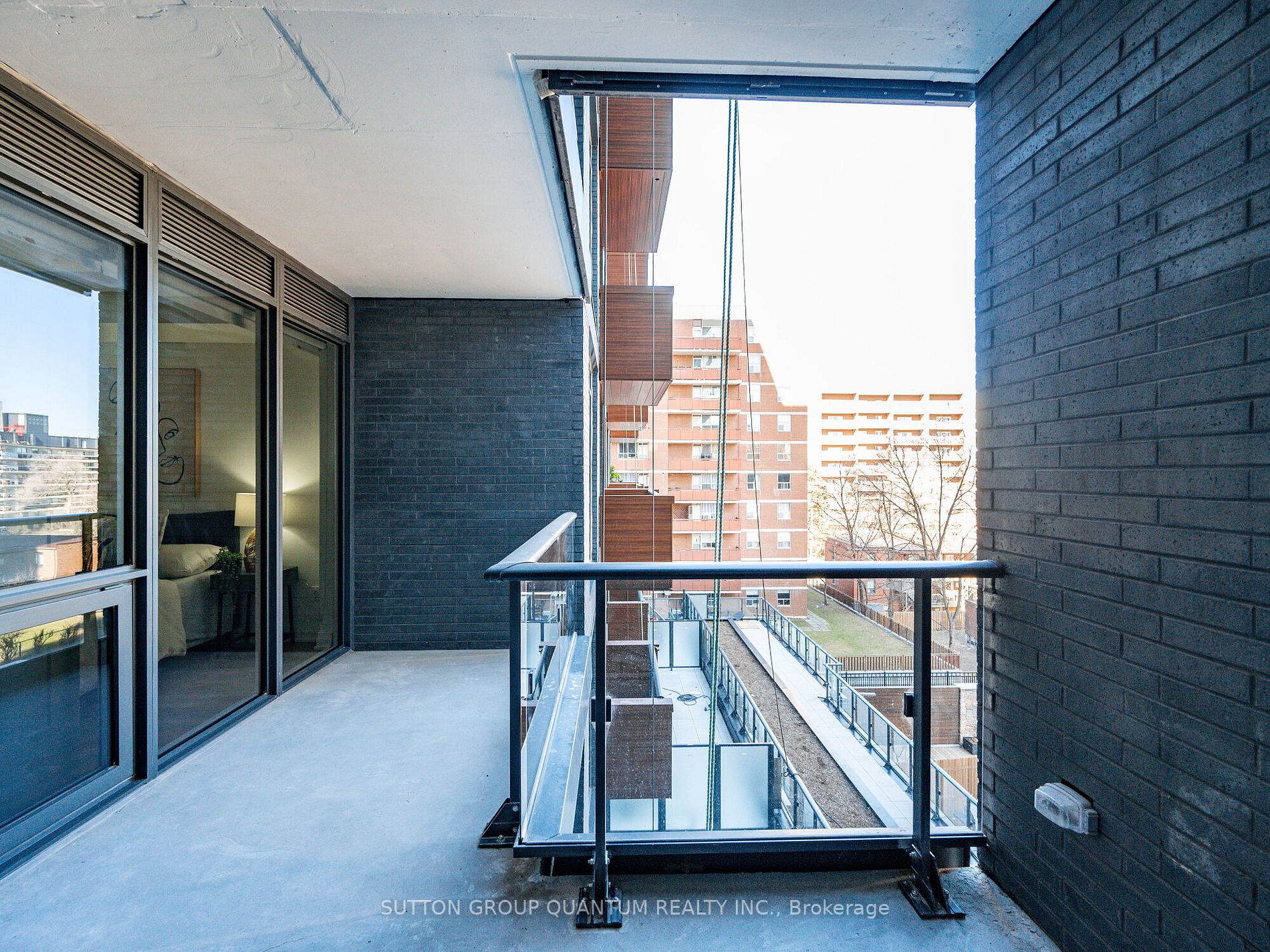 21 Park St E, #501