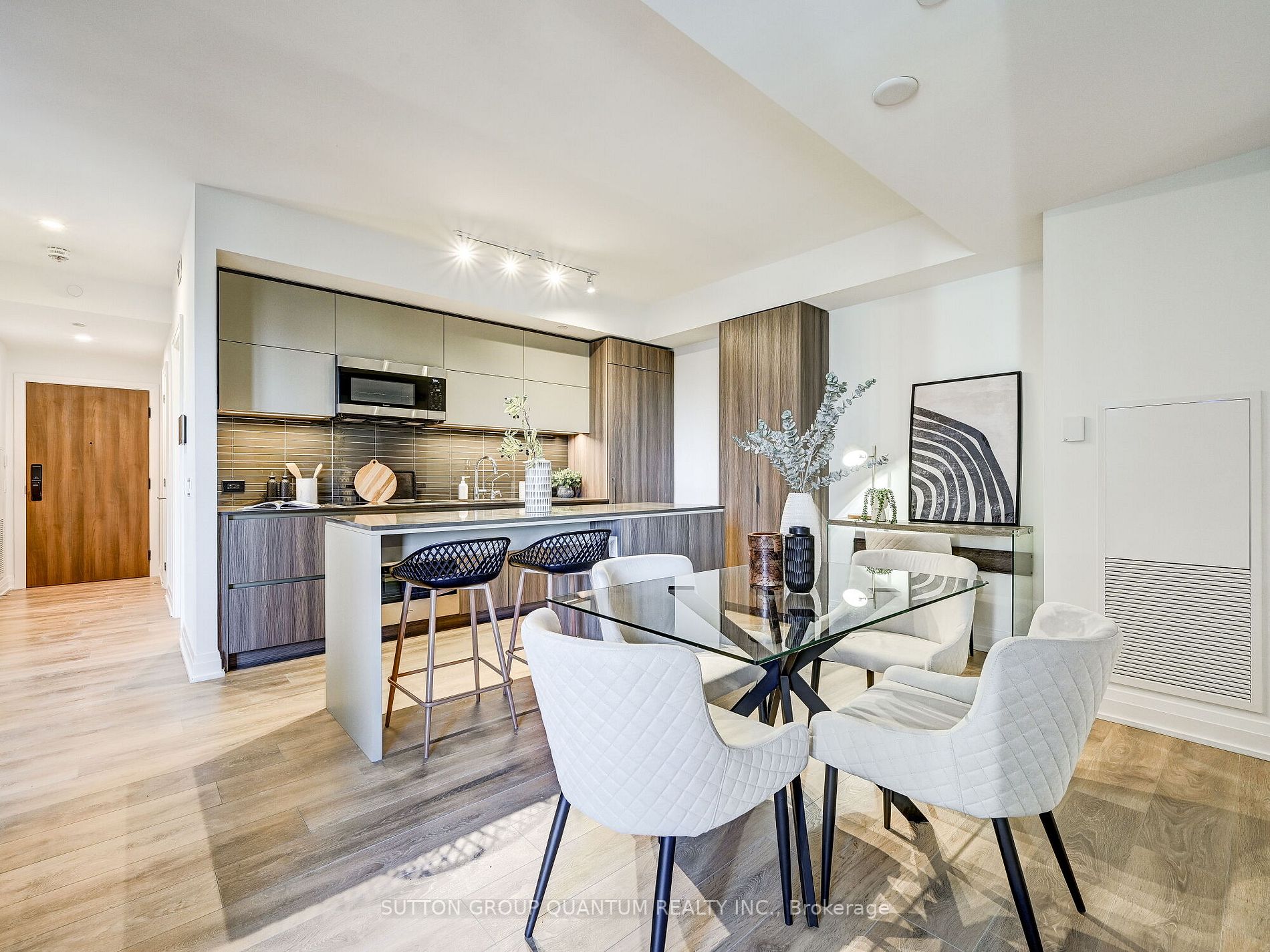 21 Park St E, #501