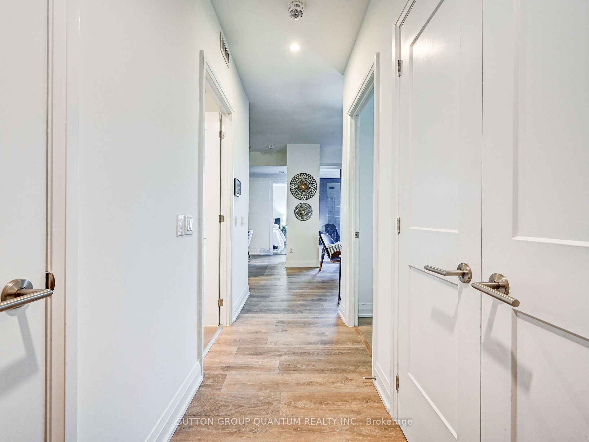 21 Park St E, #501