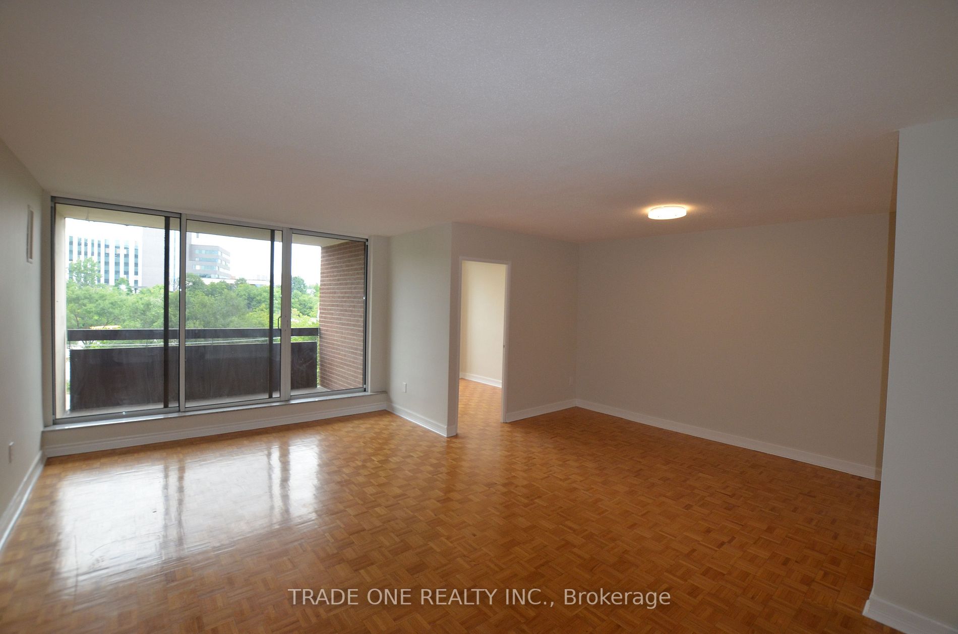 85 Emmett Ave, #506