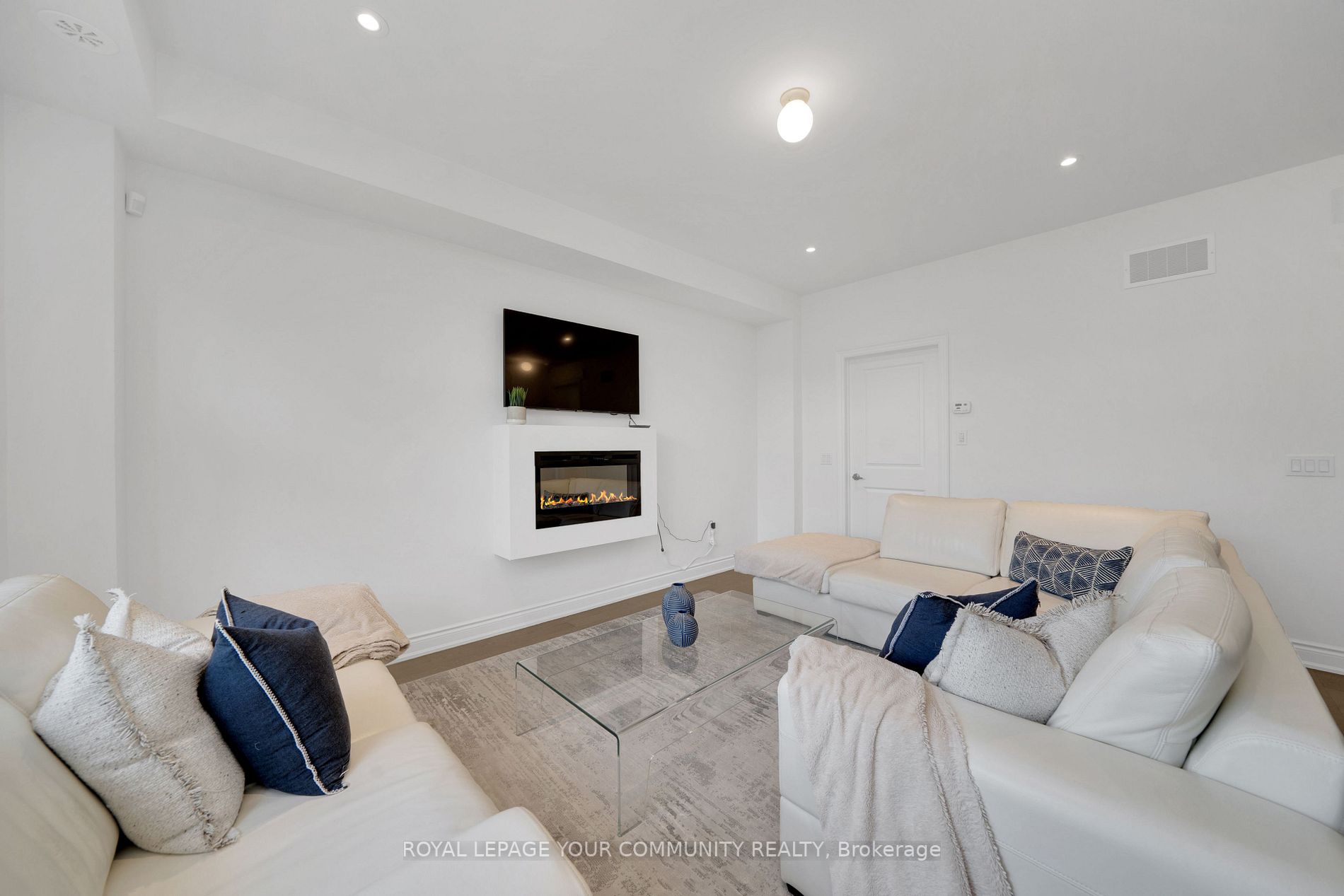 26 Tarmola Park Crt