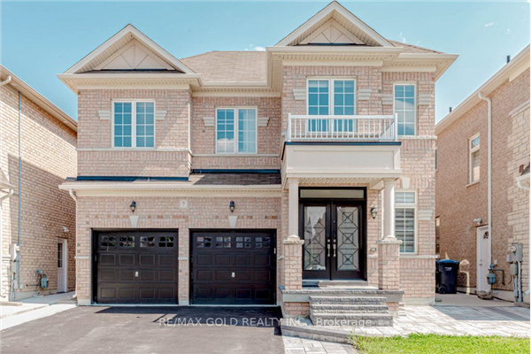 7 Moonland Rd, Brampton