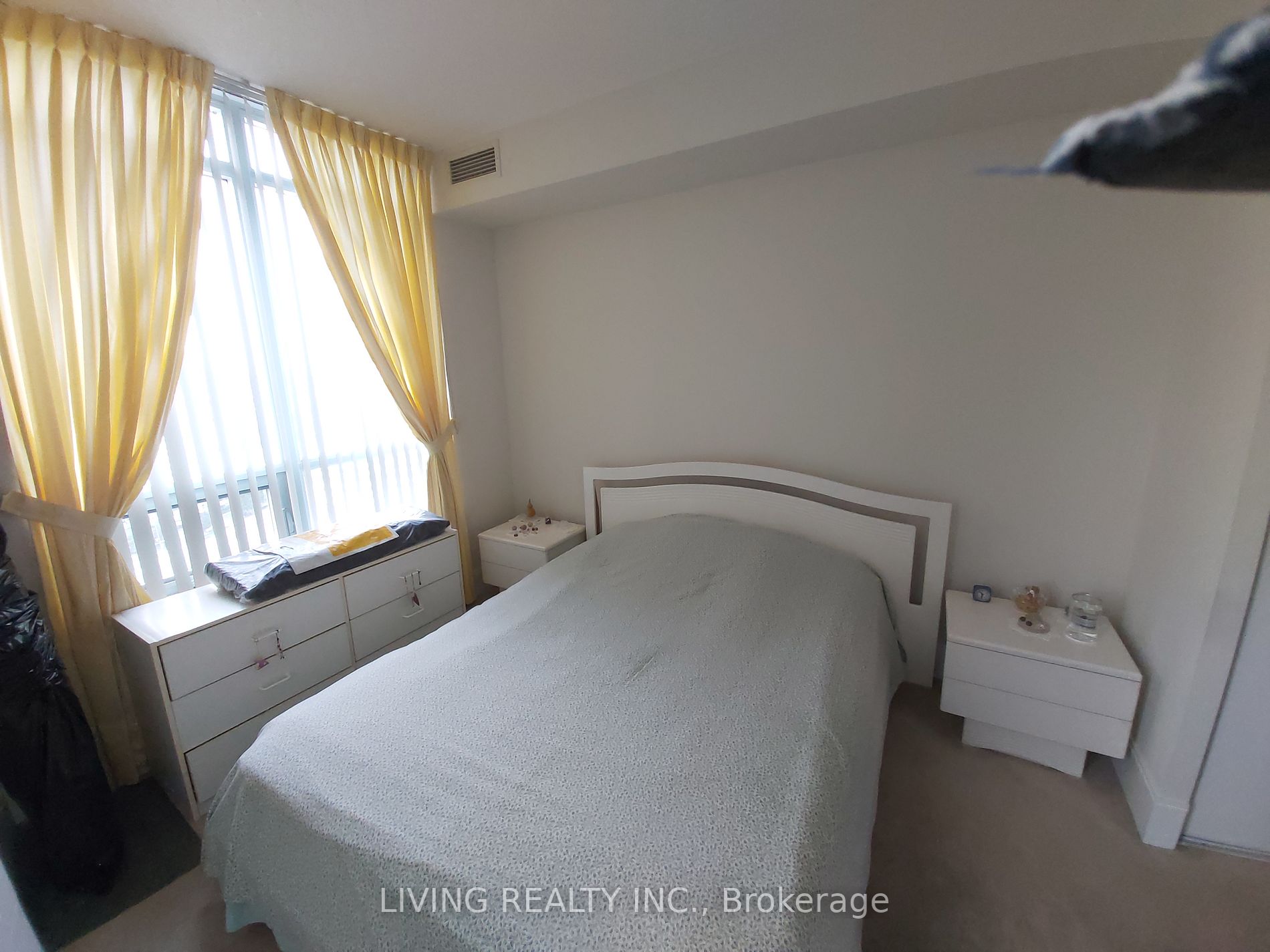 330 Burnhamthorpe Rd W, #2109