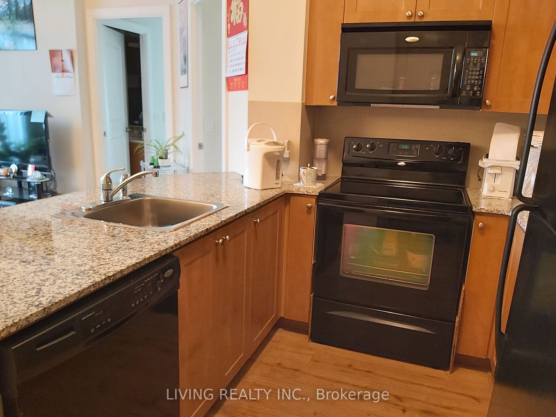 330 Burnhamthorpe Rd W, #2109